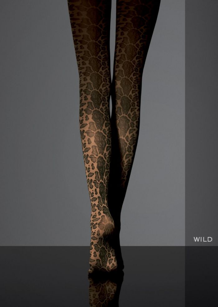 MaxMara Maxmara-fw-2010-7  FW 2010 | Pantyhose Library