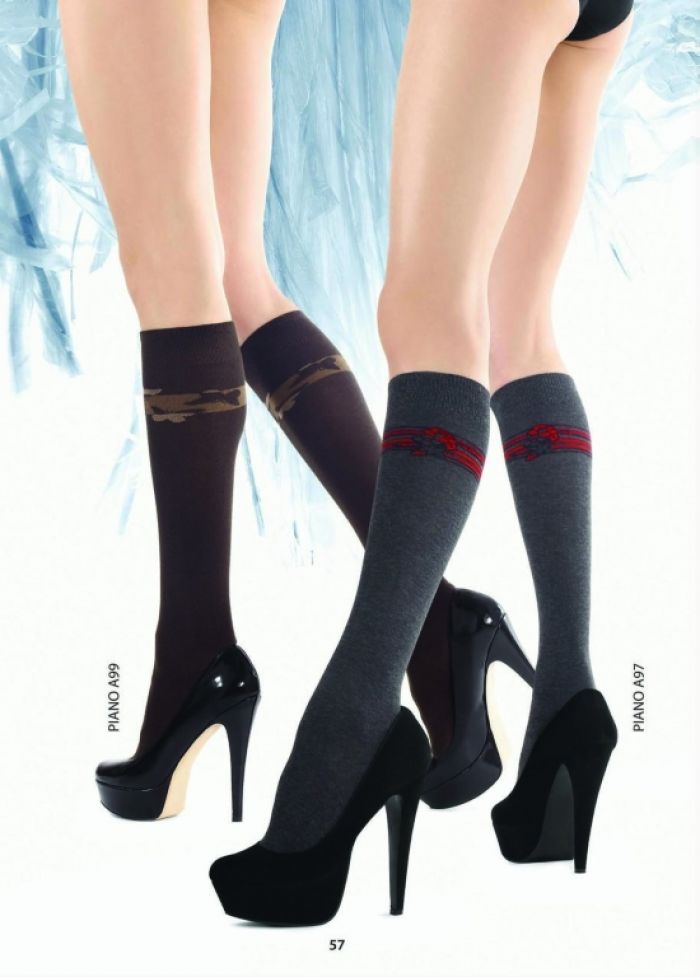 Marilyn Marilyn-winter-2013-59  Winter 2013 | Pantyhose Library