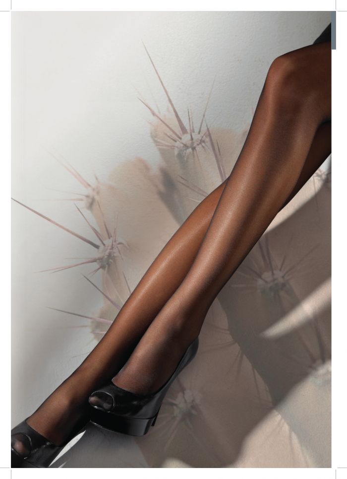 Vogue Vogue-aw-2015-16  AW 2015 | Pantyhose Library