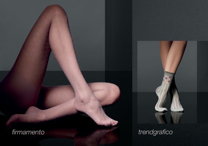 MaxMara Maxmara-ss-2009-34  SS 2009 | Pantyhose Library