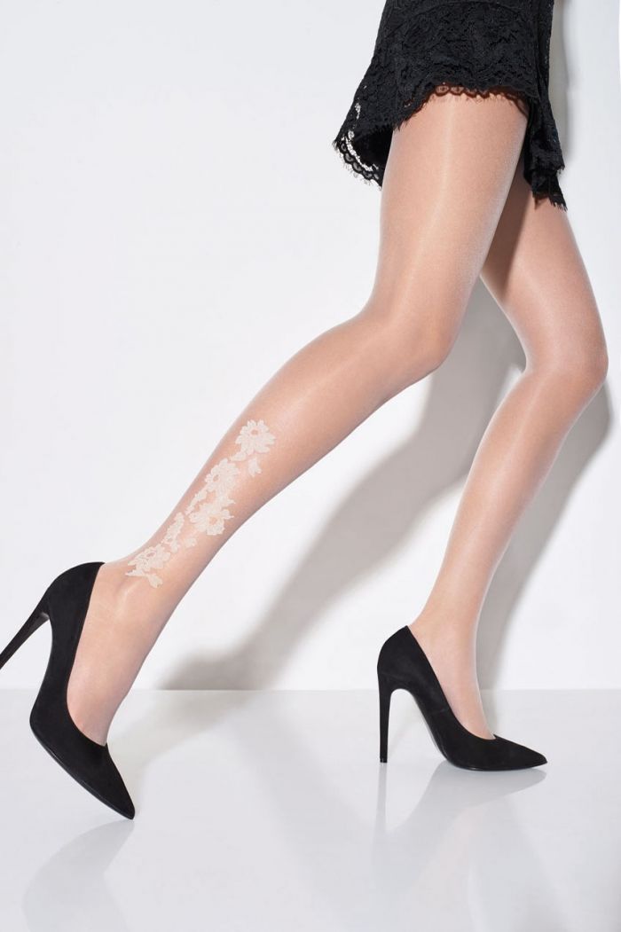 Girardi Luiselle  SS 2017 | Pantyhose Library