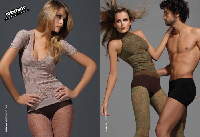 Franco Bombana Franco-bombana-fw-2010.11-5  FW 2010.11 | Pantyhose Library