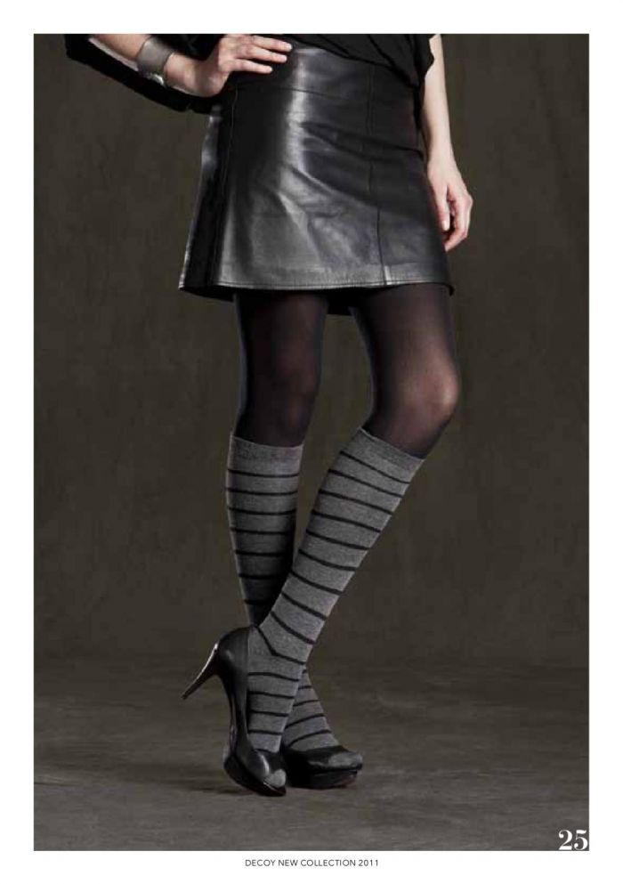 Decoy Decoy-legsbook-aw2011-25  Legsbook AW2011 | Pantyhose Library