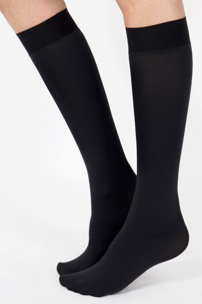 Aristoc Aristoc 80 Denier Microfibre Opaque Knee Highs Black  Opaques Collections2021 | Pantyhose Library