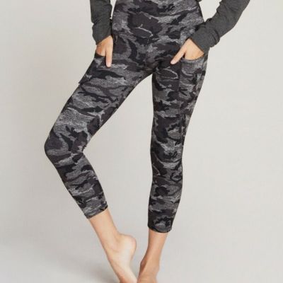 Strut This Charlotte 7/8 Camo Army High Rise Yoga Workout Leggings Womens Medium