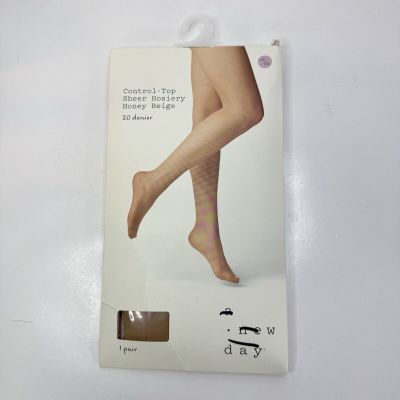 Target Brand High Waist Control Top Sheer Hosiery Honey Beige 20 Denier 1x/2x