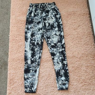 Trendy Tie-Dye Leggings Black and White Pattern Yoga Pants Workout Bottoms