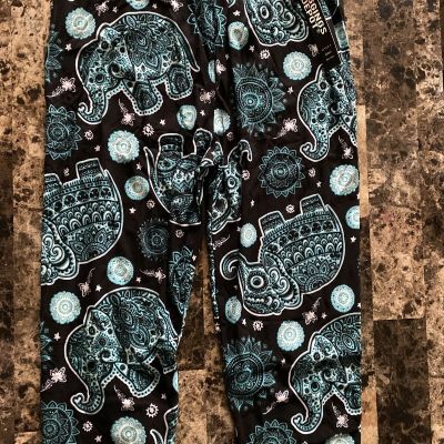 NWT Legging Depot Women’s Plus size Elephant Print Leggings