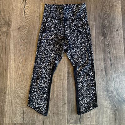 Lululemon Deep Breath Crop Leggings - Women's Size 4 - Great Condition