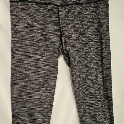 Knockout By Victoria's Secret Capri Leggings Yoga Women’s Large Gray Striped