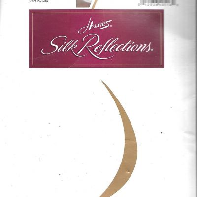 Hanes Silk Reflections Pantyhose Style 717 Cafe Au Lait Size AB Control Top