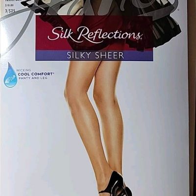 Hanes Pantyhose Silk Reflections Silky Sheer Size CD Travel Buff Free Shipping