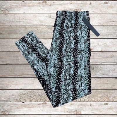 Women’s Leggings Depot Snakeskin Print Plus Size 1X-2X NWT Extra Stretchy Soft