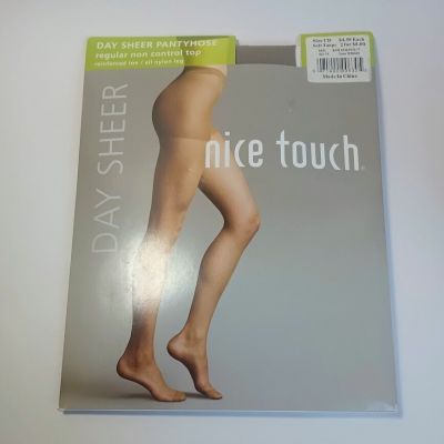 Sears Nice Touch Day Sheer Pantyhose Sof Taupe Non-Control Top Pantyhose Size CD