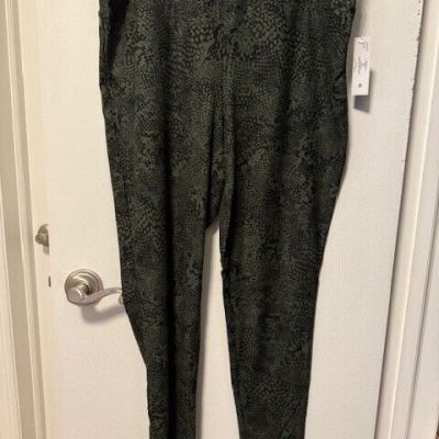 WOMENS SNAKESKIN PRINT  PLUS SIZE FITTED LEGGINGS - 1X - 16W-18W -NEW WITH TAGS