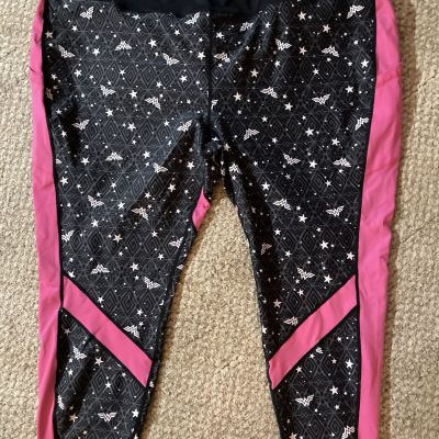 Torrid Wonder Woman Leggings Size 6 Pockets