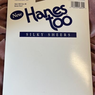 NOS Hanes Too Silky Sheer control top pantyhose size AB Barely There H58