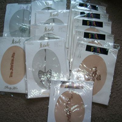 NEW PANTYHOSE LOT OF 12 PR.s PETALS BRAND WITH DESIGN