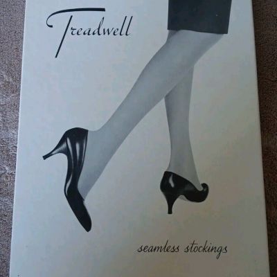 VTG NOS TREADWELL 2-Pair SEAMLESS Nylon Stockings THIGH HIGH Suntan SZ 10 1/2