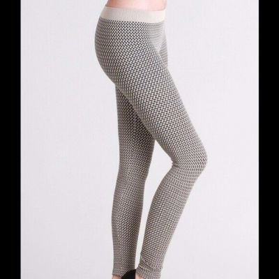 Sexy Beige Weave Style Leggings by Nikibiki One Size