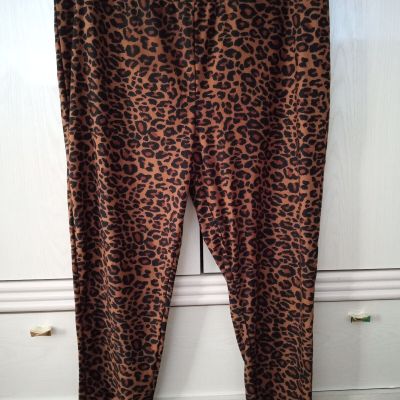 Terra & Sky PLUS Women's Leopard Print Brushed Ankle Leggings SIZE 2X (20W-22W)