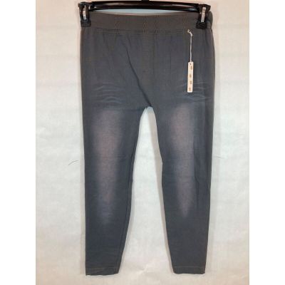 Premium Comfort & Style:  Med/Large Gray Versatile Leggings!