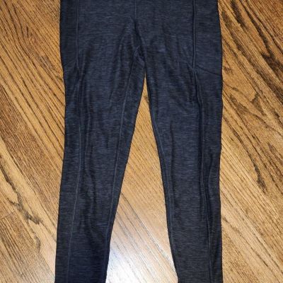 Victoria's Secret On Point Flow Yoga Pants. Size 4