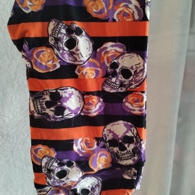 LuLaRoe Womens Leggings Size TC2 Halloween Skulls & Roses ???? Worn 1 Time