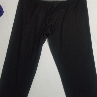 Womens Capri Leggings Size Large