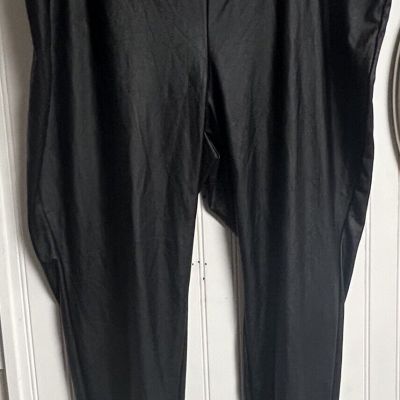 Torrid Full Length Ankle Zip Faux Leather Leggings Plus Size 4X NWT Black (26)