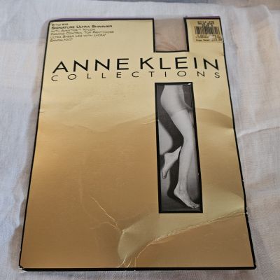 Anne Klein Style 975 Control Top Pantyhose Size A Gold Dust