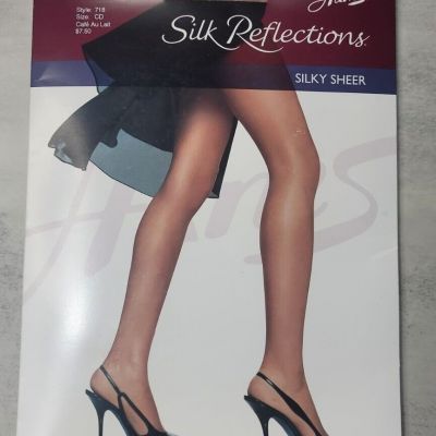 Hanes Silk Reflections 718 CD Cafe Late Silky Sheer Control Top Pantyhose Tan