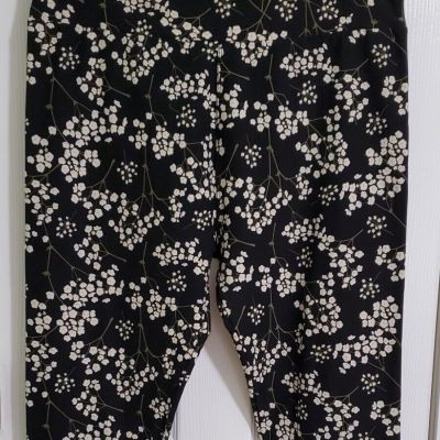 White Floral Capri Legging TC