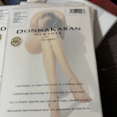 2 Pkgs Donna Karan The Nudes Toeless Control Top Pantyhose Small B02 A19