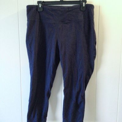 Women’s Tek Gear Navy Capri Leggings - Size 1X