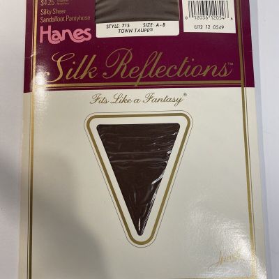 Vintage Hanes Silk Reflections Silky Sheer Town Taupe AB Pantyhose NOS