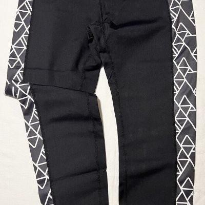 Fitwear joggers  Black Leggings Size Medium Black & White Geometric Design