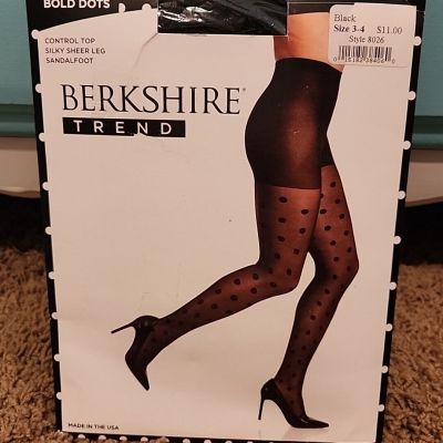 Berkshire Trend Control Top Panty Hose Black Bold  Dots Sz 3-4 Style 8026