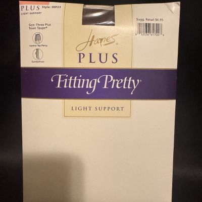 VTG Hanes Plus Fitting Pretty  Light Support Pantyhose Size Three Plus (3plus)