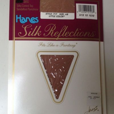 Hanes Silk Reflections Silky Control Top Sandalfoot Pantyhose - NEW in Package