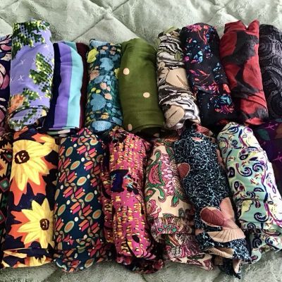 Lularoe Lot of  17 TC Leggings - Plus Size Tall & Curvy EUC Great Colors Too!