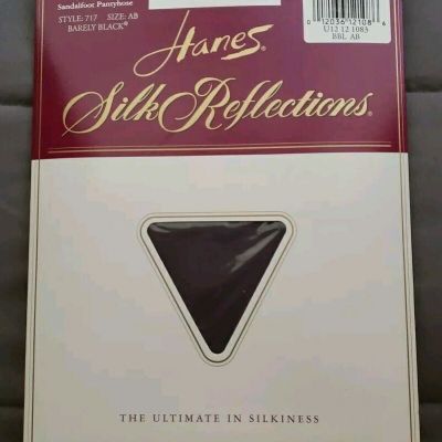 Hanes Silk Reflections Silky Sheer Size AB Pantyhose Style 717 Barely Black A1