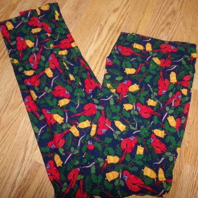 NEW LuLaRoe Leggings TC2 20W & UP One Size Curvy RED BIRDS BELLS CHRISTMAS