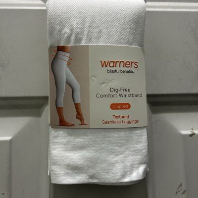 New!Warners Blissful Benefits White Seamless Legging. Size XS. Great 4 Layering