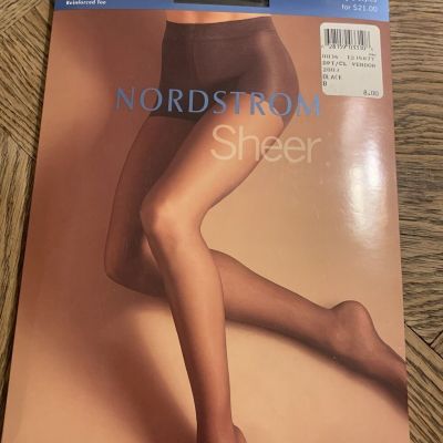 NIP Nordstrom Sheer Control Top Pantyhose size B Black