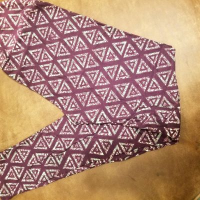 LuLaRoe Leggings OS, Burgundy/Pale Green Floral Triangles, NWT