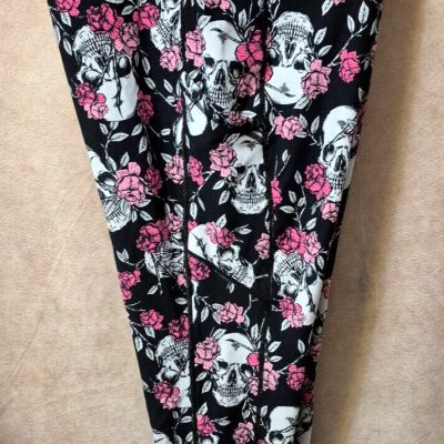 TORRID Active Women's Pink Rose/Skulls Leggings - Size 2 (2X/18-20)  EUC