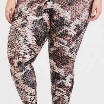 TORRID SIZE 3X (22-24 )  LIQUID SNAKE FULL LENGTH SIGNATURE WAIST LIQUID LEGGING