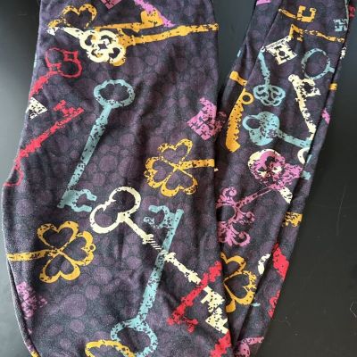 LulaRoe  TC Tall And Curvy Leggings Old Fashioned Keys  Purple Soft