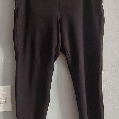 Torrid Crops Pants Leggings Womens Size 1x,Elastic Waist,17 Inch Waist.